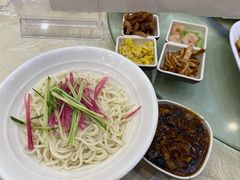 四碟捞面-奥华餐厅·老张记(台基厂店)