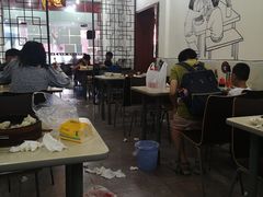 大堂-宝华园百年老字号烧麦