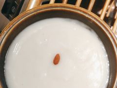 -老牌坊云南鱼豆花火锅(哈西万达店)