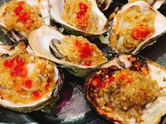 -蚝哥花姐湛江烤生蚝(美丽湾市场店)