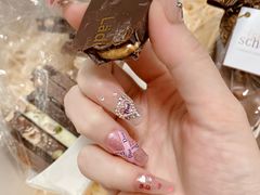 -Laderach 莱德拉(上海环贸iapm店)