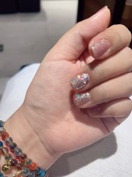-悦指间美甲美睫