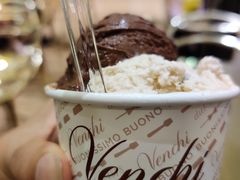 -VENCHI 闻绮(广州太古汇店)