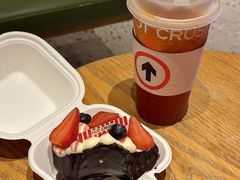 -HOT CRUSH趁热集合·现烤面包(环球港店)