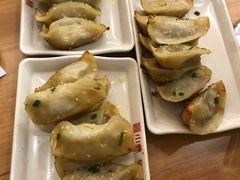 -小姜锅贴(凤凰街店)