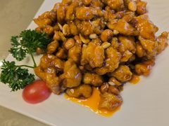 -金牌餐厅·天津菜·八珍豆腐·老爆三(瓷房子店)