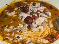 -周渝食惦·酸菜鱼精致川菜(横岗店)