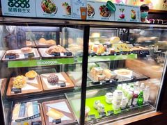 面包甜点陈列柜-星巴克臻选(成都宽窄巷子店)