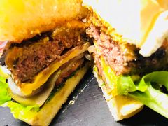 -HIGH FIVE哈福手工汉堡(桂林路店)