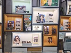 -利明眼镜(顺河路店)