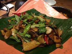 -云海肴·汽锅鸡·云南菜(天山百盛优客店)