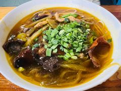 -越洋肖氏老米线(杨家坪店)