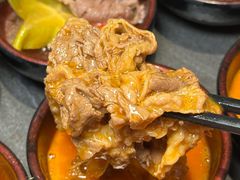 -牛YO寿喜烧·铁板烧和牛火锅自助(市府恒隆店)