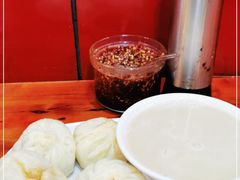 高浓度纯黄豆现磨豆浆-老陶包子铺(南大西南村店)