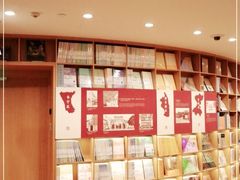 -新华文创·光的空间