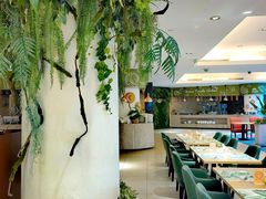 -亮马河饭店翠雅咖啡厅