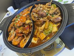 -徐记小怪兽肉蟹煲店(哈西万达金街店)