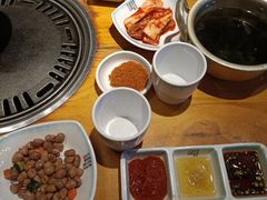 -唯成•韩国炭火烤肉 유성고기