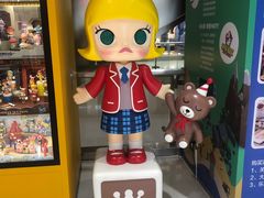 -泡泡玛特POPMART(国金街店)