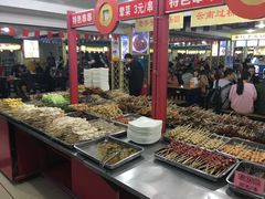 -好吃街美食城(八一广场店)