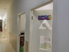 -童程童美·信息学竞赛·乐高机器人编程(长宁来福士校区)