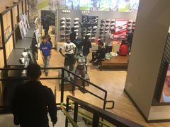 -NIKE品牌体验店(南京东路店)
