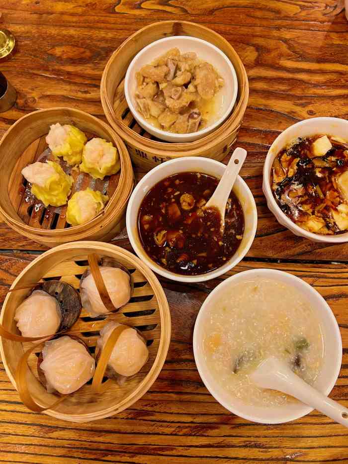 金鼎轩(地坛店)-"一般比较喜欢他家的早点,11点之前去,还.