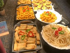 -钱小奴创意自助餐厅·山野黑猪肉畅吃(苏州昆山招商花园城店)