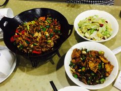 -建辉湖南土菜馆(南大街店)