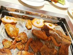 -爱客得牛排海鲜烤肉·火锅自助(春熙路黑金好店)