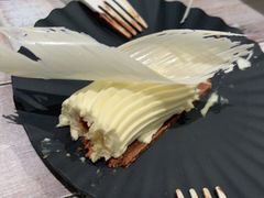 -潮一不贰·法式甜品·生日蛋糕·西式简餐(外滩店)