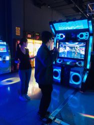 -嗨翻Hi-Fun竞技主题乐园·蹦床团建生日聚会(五棵松华熙店)