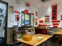 -柳州肥姨妈大骨螺蛳粉(曹路店)