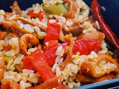 酸缸豆大肠炒饭-老头爱马仕酸豇豆炒饭(丰富路店)