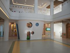 -上海青草地幼儿园