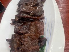 -湖南人家湘菜馆(镇江路店)
