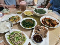 -洪霞餐馆