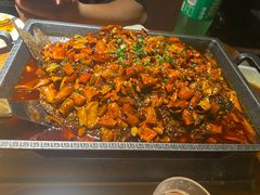 香辣烤江团鱼-江边诱惑巫山烤鱼(天通苑店)