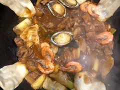 -锅来乐地锅鸡(安亭店)