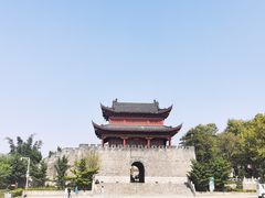 -巴陵广场