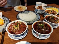-炉小二铜锅牛蛙•川湘菜(三里屯店)