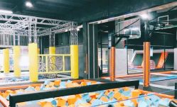 -蹦贝运动中心·蹦床·攀岩·闯关(龙岗店)