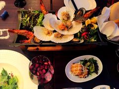 -香格里拉鱼跃地中海西餐厅·牛排披萨