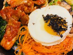 辣白菜五花肉石锅拌饭-七八冷面·延边朝鲜族美食(欢乐谷店)