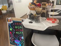 -宁波宝信宝马4S店(江北日湖店)