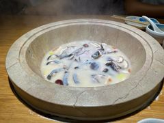 -渔珺石锅鱼·云南菜(天泽街店)