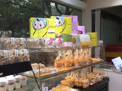 面包甜点陈列柜-好利来(彩香店)