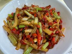 酸萝卜牛肚丝-笨罗卜浏阳菜馆(龙华鹏润达店)