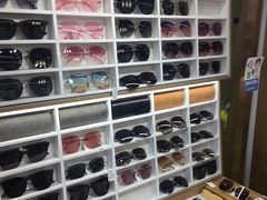 -视野联行眼镜·蔡司·控优点授权(长白万象汇店)