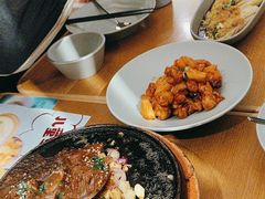 -蜜桃餐厅·伴山(海岸城店)